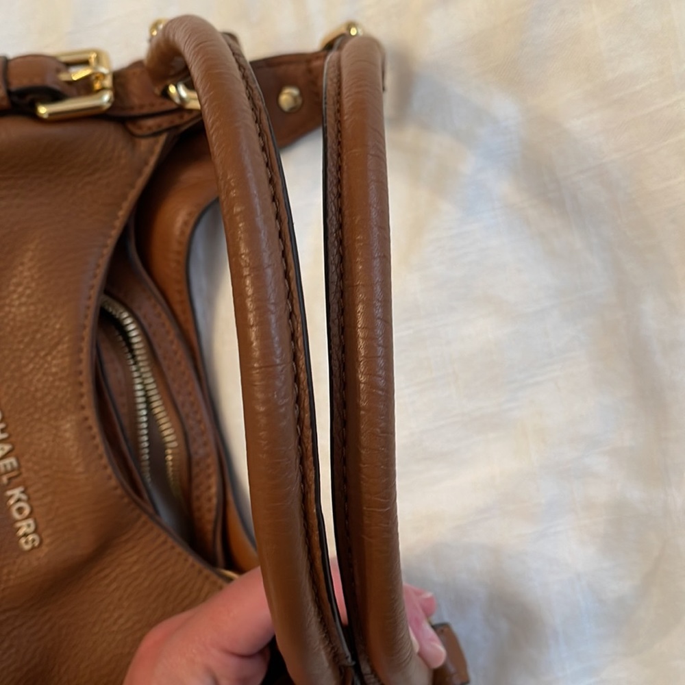 Michael Kors Handbag - Picture 5 of 9